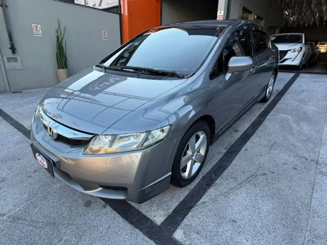 Honda Civic Sedan LXS 1.8/1.8 Flex 16V Aut. 4P 2009