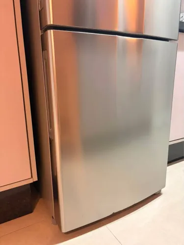 Geladeira Electrolux Frost Free Inverter 400L Inverse Inox