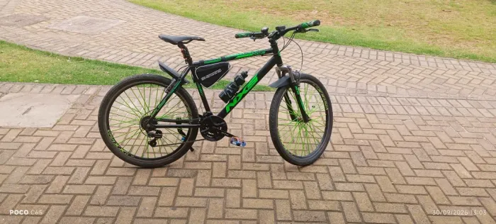 Bicicleta Aro 26 Alumínio Customizada (Pintura Especial + Brindes)