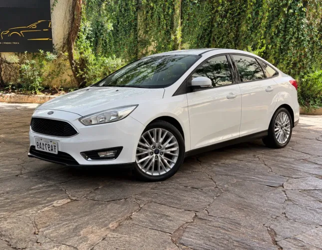 Ford Focus Fastback Se/se Plus 2.0 Flex Aut. 2016
