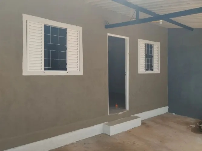 Aluga Casa em Taguatinga Sul R$1100