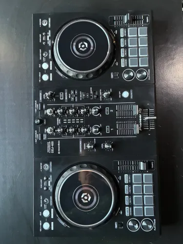 Controladora DDJ 400