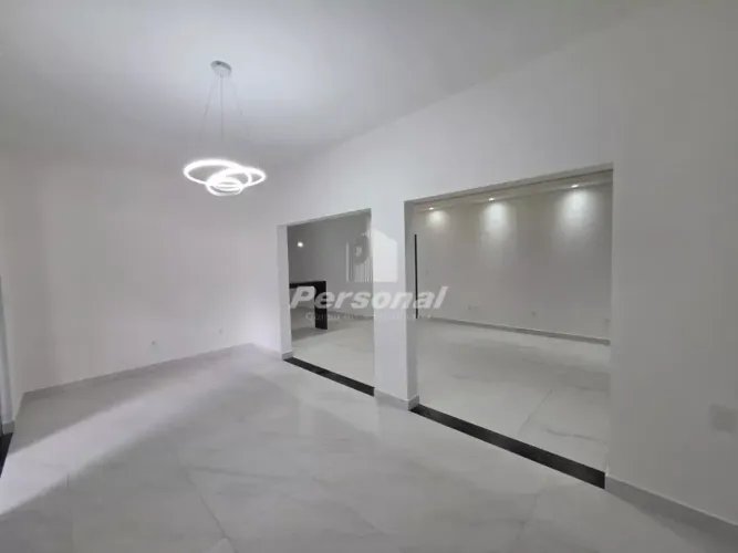 Casa com 3 quartos em Jardim Continental II - Taubaté - SP