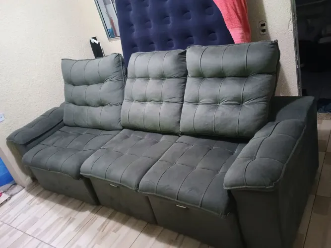 Sofá retrátil e reclinável 3 lugares
