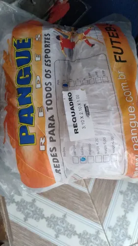 Vende-se redes de futsal e de vôlei 