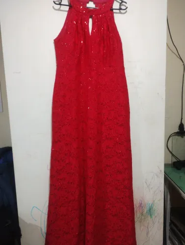Vestidos semi-novos