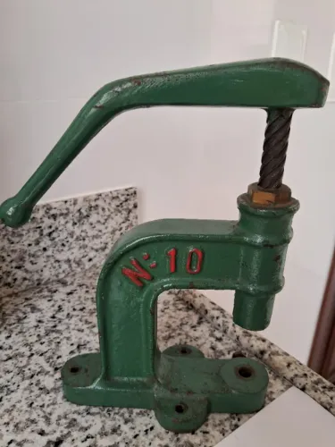 Máquina Manual EDIFER N°10 p/ Pregar Botão Pressão