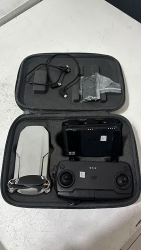 Venda-se drone mavic mini1 combo fly more drone tem detalhe na placa principal avulso