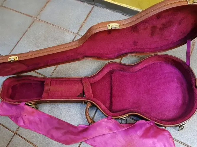 Hard Case p/ Guitarra Les Paul Estojo Rígido usado