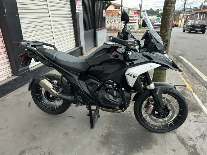 GS 1300 Triple Black 