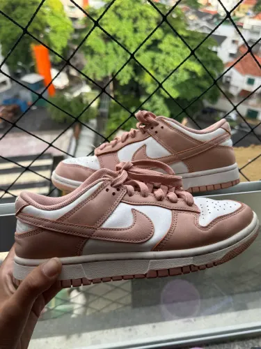 Tênis nike dunk low rosa