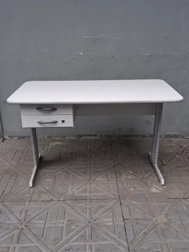 Mesa de escritório 