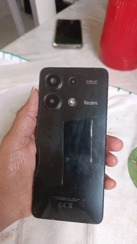 Note 13 de 256 GB e 8+4 de ram sol tenho o carregador funcionando perfeitamente