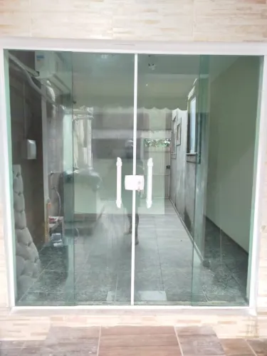 Alugo aconchegante casa em olaria!!