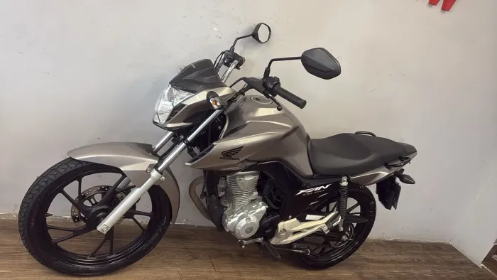 Honda cg Fan 160 cinza 2023