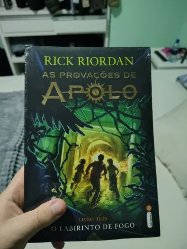 Livro 3 As Provações de Apolo - O Labirinto de Fogo