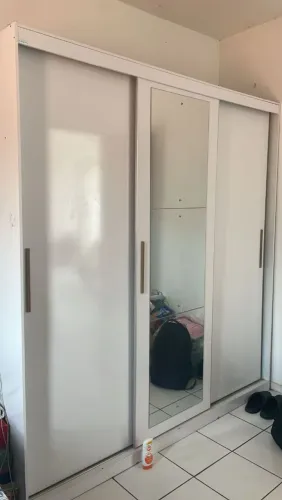 Guarda roupa  montagem entrega grátis 