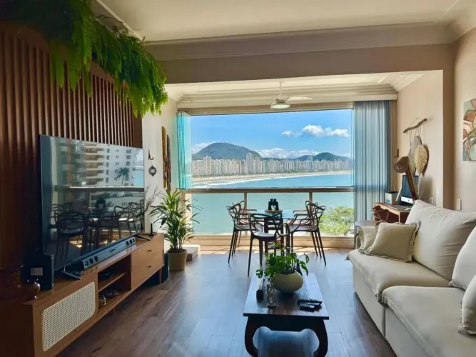 Apartamento frente mar com lazer Astúrias Guarujá