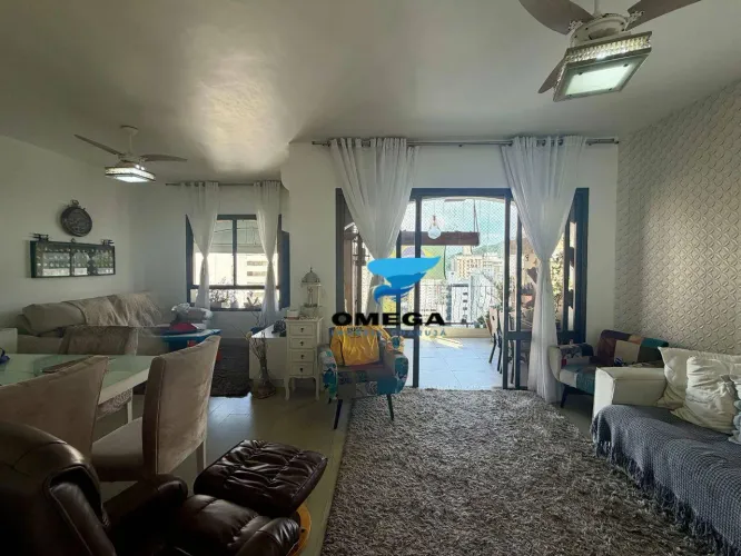 Cobertura à venda na praia das Pitangueiras em Guarujá - SP | Omega Imóveis