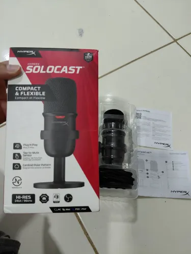Microfone hyperx solocast