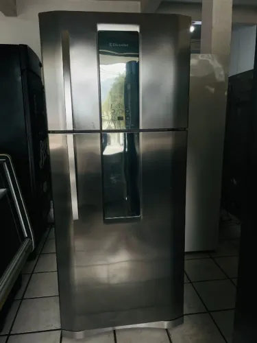 Refrigerador frost free Electrolux 553L