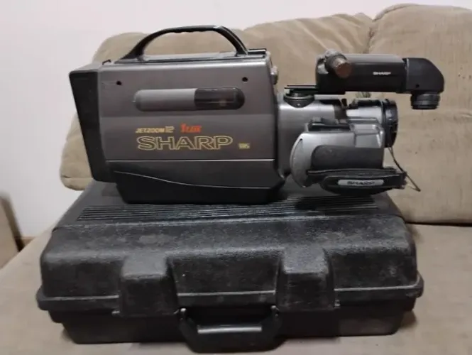 Câmera Filmadora Sharp Jetzoom 12 VL-L310B Antiga Retrô - Fita VHS.