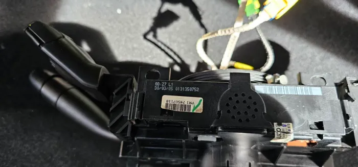 Chave de seta Peugeot 206/207 e 307