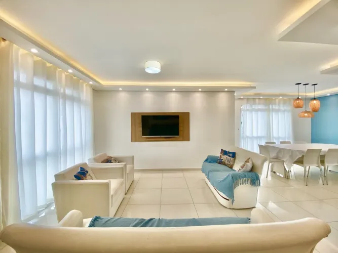 Cobertura à Venda na Pitangueiras no Guarujá | QVista Inteligência Imobiliária Guarujá