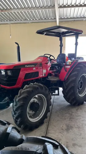 Trator mahindra 6075 4x4 zero hora 