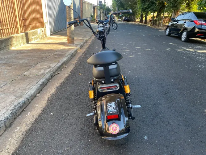 Scooter elétrica novinha