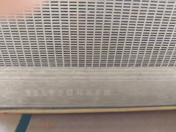 Rádio antigo Telefunken caprice