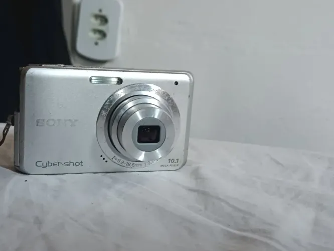 Câmera Sony cyber shot 10.1 megapixels 