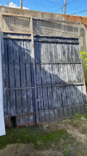 Vendo portão de ferro