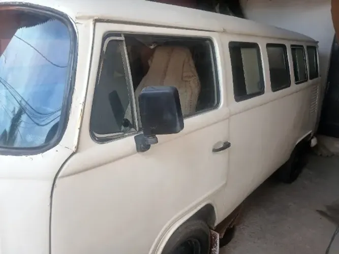 Volkswagen Kombi Standard/ Luxo/ Serie Prata 1996