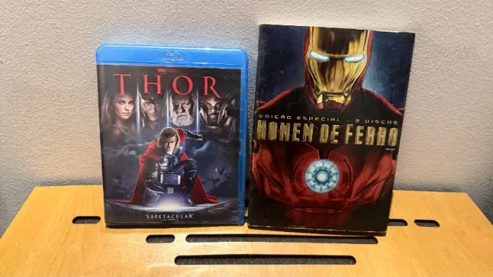 THOR (Blu Ray Original) + Brinde - DVD HOMEM DE FERRO (Original) [Usados Bom Estado]