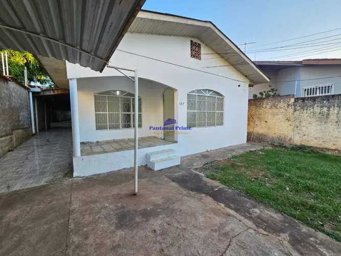 Casa para Locação com 3 quartos - Bairro Jardim Guanabara - Cuiabá - MT