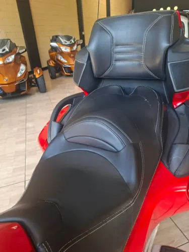 BRP CAN AM SPYDER RTS 2011 15 MIL KM