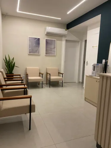 ALUGO CONSULTÓRIO ODONTOLÓGICO