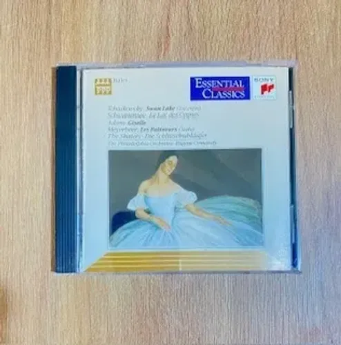 CD Tchaikovsky: Swan Lake/Adam: Giselle/Meyerbeer: Les Patineurs -made in USA