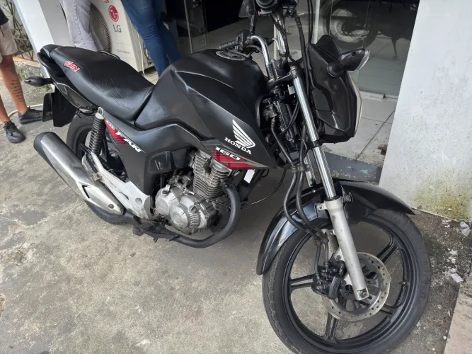 Vende - se moto Honda Fan 160 