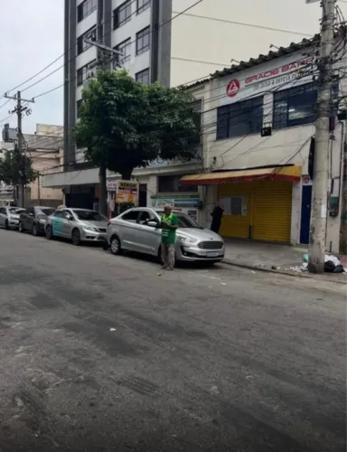 Alugo loja comercial na Rua Av Guilherme Maxuel em Bonsucesso