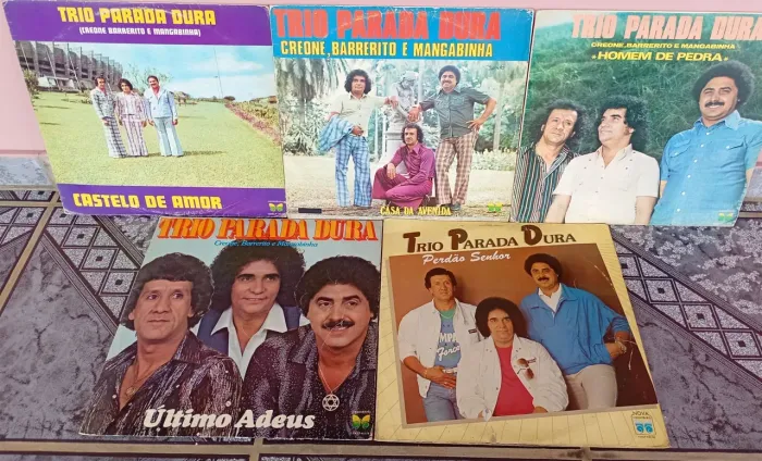 LPs - Trio Parada Dura - lote com 05 discos de vinil
