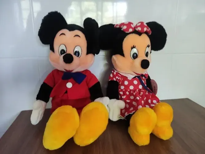 Mickey E Minie Minnie Pelucia Tamanho Medio Trazido Do Japão 