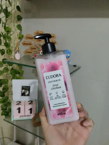 Creme Hidratante desodorante corporal da Eudora