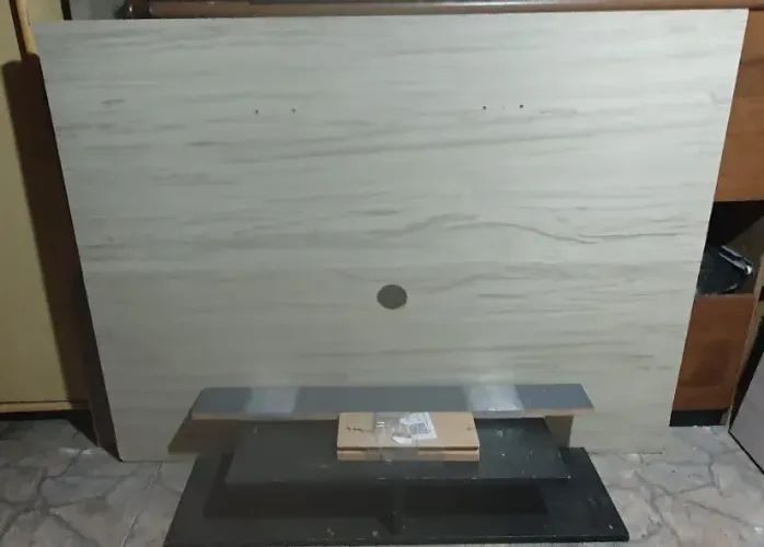 OPORTUNIDADE: Painel TV Design Minimalista (Estilo Industrial Clean)