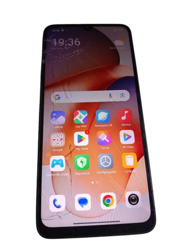 Celular redmi note 13c tela trincada