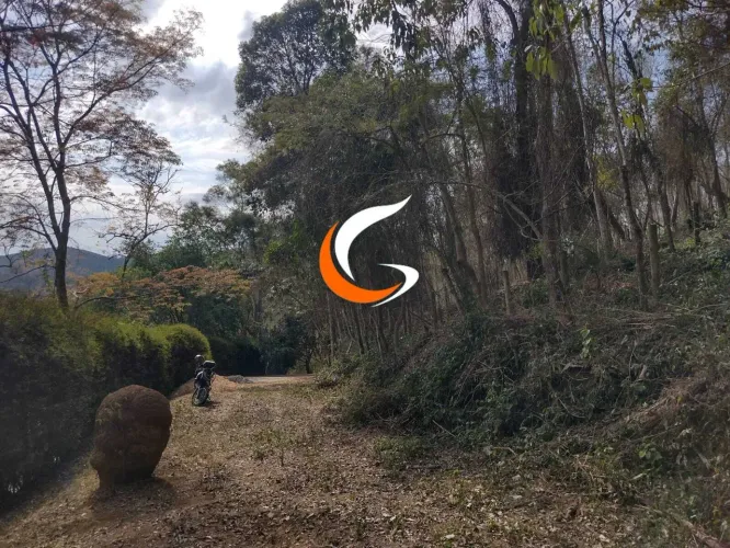Excelente lote a venda no Vale das Videiras com 2.000m2! Parcela parte do valor?