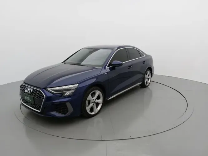 Audi A3 Sed. Perform. Black 2.0 TFSI S-tronic 2024