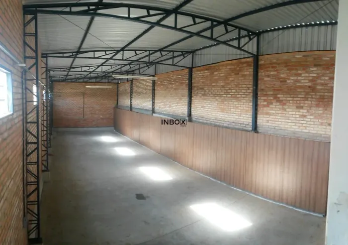 INBOX CIA IMOBILIÁRIA ALUGA PAVILHÃO COM 292,00 M² NO BAIRRO CAMINHOS DA EULÁLIA NA CIDADE