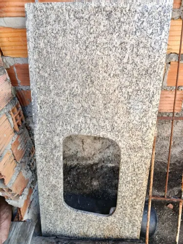 Pia em granito